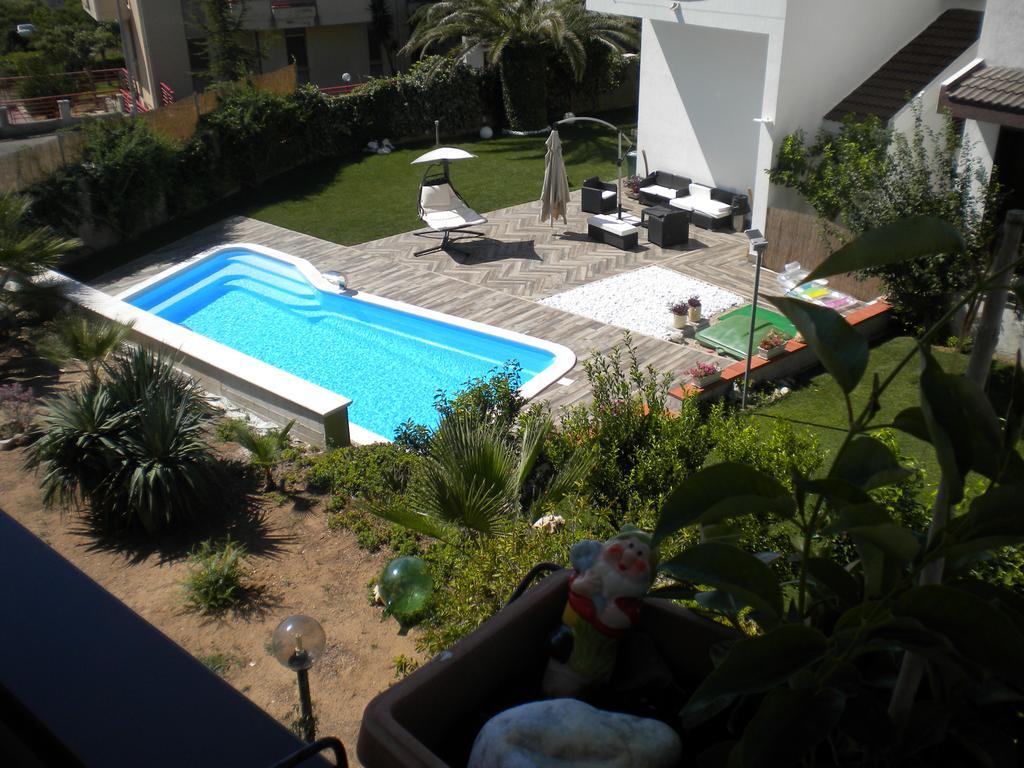 Casa Vacanze Domusangela มาเตรา ภายนอก รูปภาพ